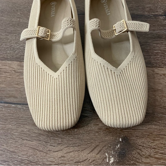 Vivaia womens square toe Mary Jane flats 41/9.5 - Picture 6 of 11